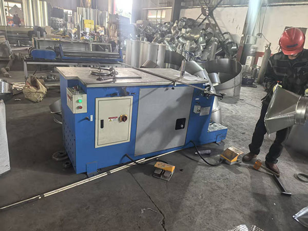 异形弯头三通设备